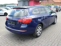 Gebraucht Opel Astra Selection 110 PS (80 kW) 2014 Blau Kombi