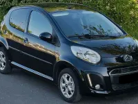 Gebraucht Citroën C1 Exclusive 69 PS (50 kW) 2013 Schwarz Kleinwagen