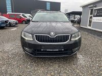 gebraucht Skoda Octavia Combi Elegance/PANO/Leder/Automatik