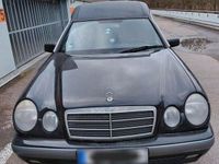 Gebraucht Mercedes E280 Classic 204 PS (150 kW) 1998 Schwarz Kombi