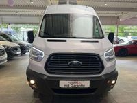 Second-hand Ford Transit 170 CP (125 kW) 2018 Alb Monovolum
