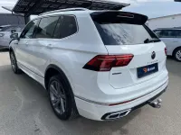 Gebraucht VW Tiguan Allspace R-line 200 PS (147 kW) 2023 Pure white SUV