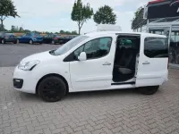 Gebraucht Citroën Berlingo SELECTION 110 PS (80 kW) 2016 Weiß Van / Kleinbus