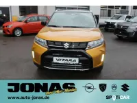 Neu Suzuki Vitara Comfort 109 PS (80 kW) 2025 Solar yellow/cosmic black SUV
