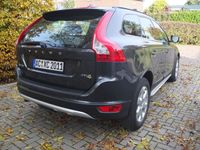 Gebraucht Volvo XC60 Momentum 163 PS (119 kW) 2011 Grau metallic SUV