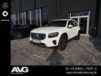 Używany Mercedes GLB200 Progressive 150 KM (110 kW) 2026 Biały SUV