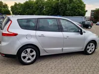 Gebraucht Renault Grand Scénic III 110 PS (80 kW) 2011 Silber Van / Kleinbus
