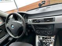 gebraucht BMW 318 d kombi bj 2008 ps 143 km 221000 ca tüv 08/2024