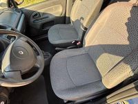 Gebraucht Renault Clio II 58 PS (42 kW) 2008 Blau Kleinwagen