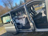 Gebraucht Opel Vivaro 135 PS (99 kW) 2004 Silber Van / Kleinbus