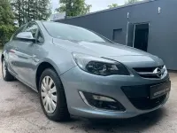 Gebraucht Opel Astra Active 140 PS (102 kW) 2013 Grau Limousine