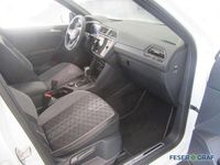 Gebraucht VW Tiguan Allspace R-line 193 PS (141 kW) 2025 Oryxweiß perlmutteffekt SUV