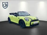 Gebraucht Mini Cooper Cabriolet Classic 136 PS (100 kW) 2023 Zesty yellow Cabrio