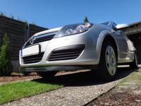 Gebraucht Opel Astra 90 PS (66 kW) 2006 Silber metallic Limousine
