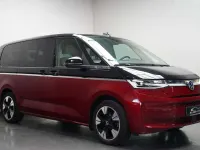 Gebraucht VW Multivan Style 150 PS (110 kW) 2025 Rot Van / Kleinbus