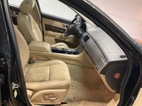 Gebraucht Jaguar XF 211 PS (155 kW) 2011 Schwarz Limousine