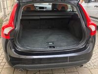 Gebraucht Volvo V60 Summum 215 PS (158 kW) 2012 Schwarz Kombi