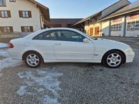 Gebraucht Mercedes CLK200 184 PS (135 kW) 2008 Calcitweiss  unilack Coupé
