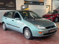 Gebraucht Ford Focus Ambiente 101 PS (74 kW) 2000 Grün Limousine