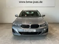 Gebraucht BMW 320 184 PS (135 kW) 2025 Grau Limousine