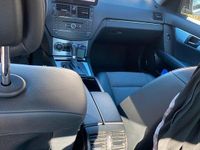 Gebraucht Mercedes C180 156 PS (114 kW) 2007 Schwarz Limousine