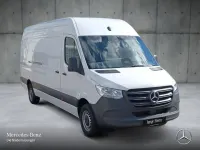 Gebraucht Mercedes Sprinter 170 PS (125 kW) 2025 Weiß Van