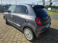 Gebraucht Renault Twingo Vibes 60 kW (82 PS) 2021 Black pearlschwarz metallic Kleinwagen