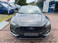 Gebraucht Ford Focus ST-Line X 125 PS (91 kW) 2024 Grau Limousine