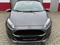 Gebraucht Ford Fiesta Trend 82 PS (60 kW) 2016 Grau Limousine