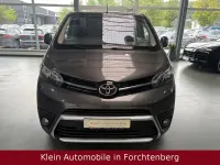 Gebraucht Toyota Proace Verso Team 177 PS (130 kW) 2020 Grau Kombi