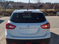 Gebraucht Suzuki SX4 140 PS (102 kW) 2018 Weiß SUV