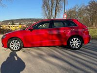Gebraucht Audi A3 Ambiente 190 PS (139 kW) 2018 Rot Limousine