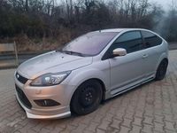 Gebraucht Ford Focus Ambiente 136 PS (100 kW) 2008 Silber Kleinwagen