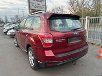 Gebraucht Subaru Forester Exclusive+ 147 PS (108 kW) 2013 Rot SUV