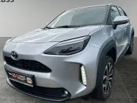 Gebraucht Toyota Yaris Cross Team 116 PS (85 kW) 2023 Silber SUV