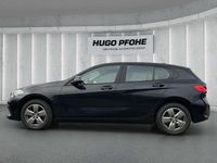 Gebraucht BMW 118 Advantage 150 PS (110 kW) 2023 Black sapphire metallic Kleinwagen