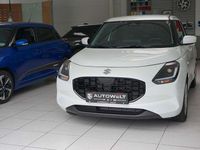 Neu Suzuki Swift 83 PS (61 kW) 2025 Caravan ivory pearl metallic Kleinwagen