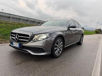 Gebraucht Mercedes E220 194 PS (142 kW) 2019 Grau Limousine