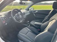 gebraucht Audi A1 1.6 TDI 66kW Ambition TÜV bis 12/2025