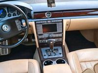 Second-hand VW Phaeton 224 CP (164 kW) 2008 Negru Berlinǎ