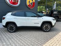 Gebraucht Jeep Compass Trailhawk 241 PS (177 kW) 2023 Weiß SUV