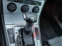 Gebraucht VW Passat R 250 PS (183 kW) 2007 Grau Kombi