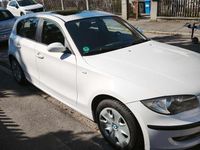 Gebraucht BMW 116 122 PS (89 kW) 2009 Weiß Kleinwagen
