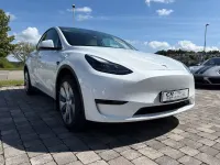 Gebraucht Tesla Model Y RWD 255 kW (347 PS) 2023 Weiß SUV