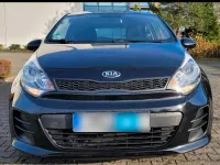 Gebraucht Kia Rio 84 PS (61 kW) 2016 Schwarz Kleinwagen