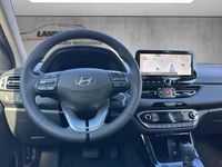 Neu Hyundai i30 140 PS (102 kW) 2025 Weiß Kombi