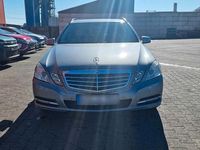 Gebraucht Mercedes E200 136 PS (100 kW) 2012 Grau Kombi