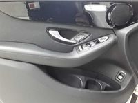 Gebraucht Mercedes GLC300e 211 PS (155 kW) 2021 Polarweiß SUV