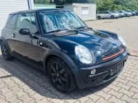 Gebraucht Mini ONE 90 PS (66 kW) 2003 Schwarz Kleinwagen