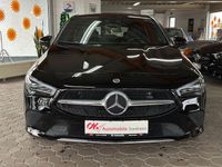 Gebraucht Mercedes CLA200 Shooting Brake 150 PS (110 kW) 2020 Schwarz Kombi